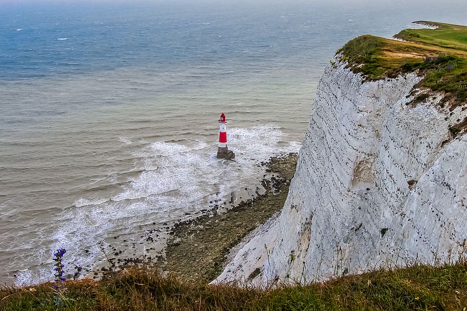 beachy head, england, rocks, lighthouse, sea, water, beauty in nature HD wallpaper