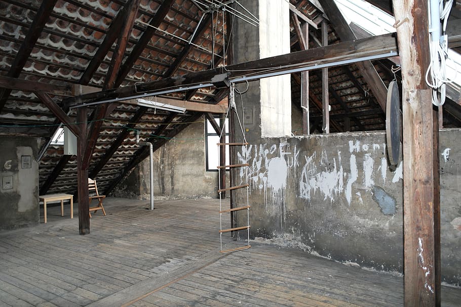 leave, old, expression, architecture, home, old building, attic HD wallpaper