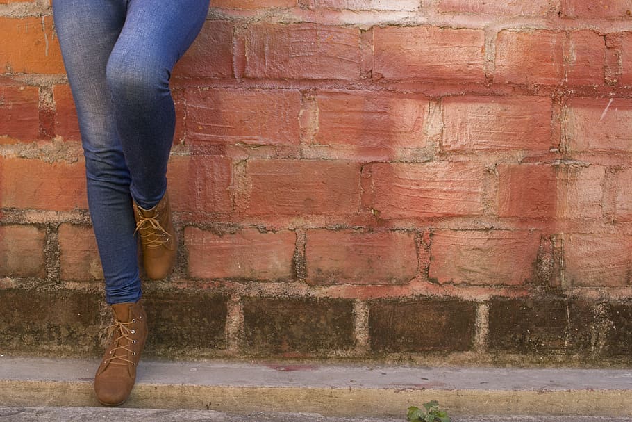 Old, Rustic, Relaxation, jeans, low section, casual clothing HD wallpaper
