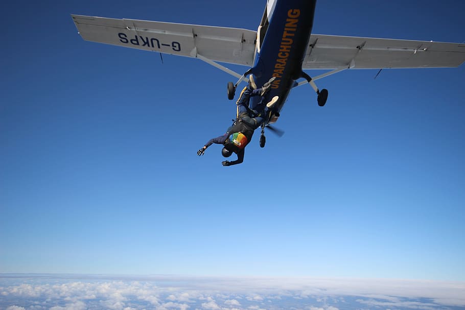 crazy, fall, drop, skydiving, flying, air vehicle, mid-air HD wallpaper
