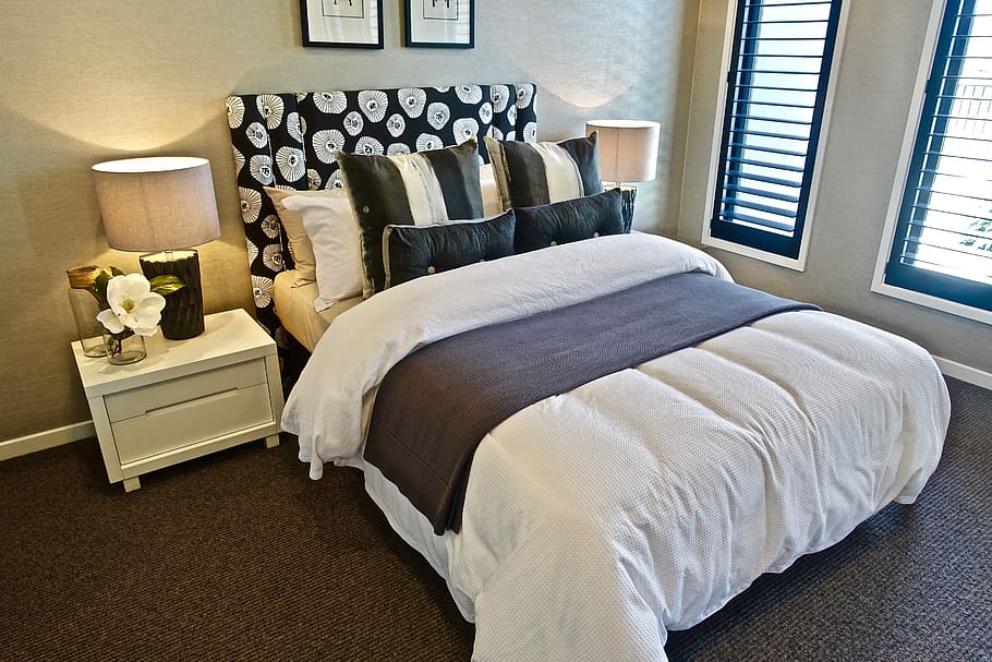white and black comforter set, Bed, Bedroom, Pillows, Design HD wallpaper