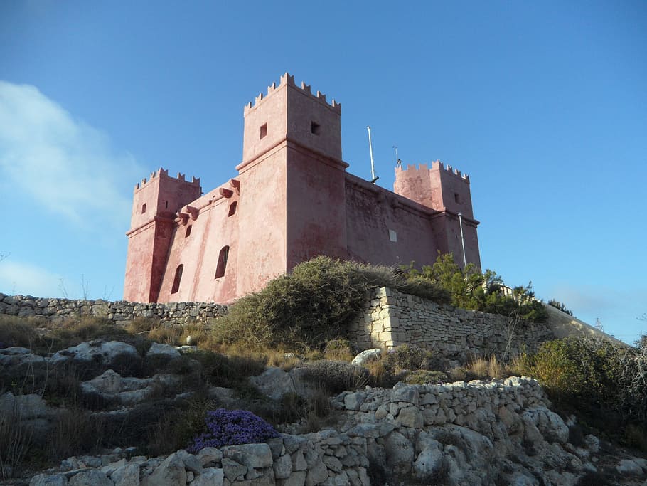 castle, red tower, exposed, sublime, outstanding, dominating HD wallpaper
