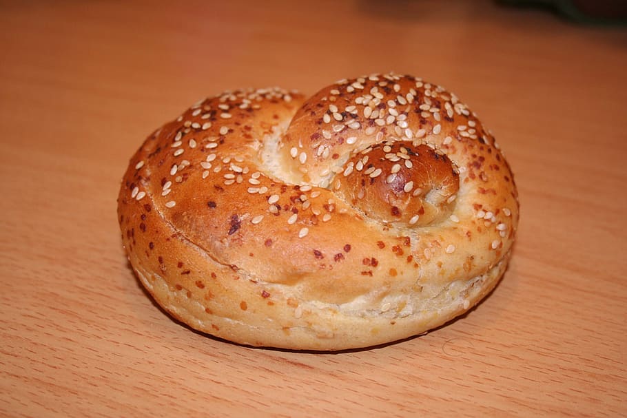 bread, bun, food, sesame, freshness, breakfast, brown, wood - Material HD wallpaper