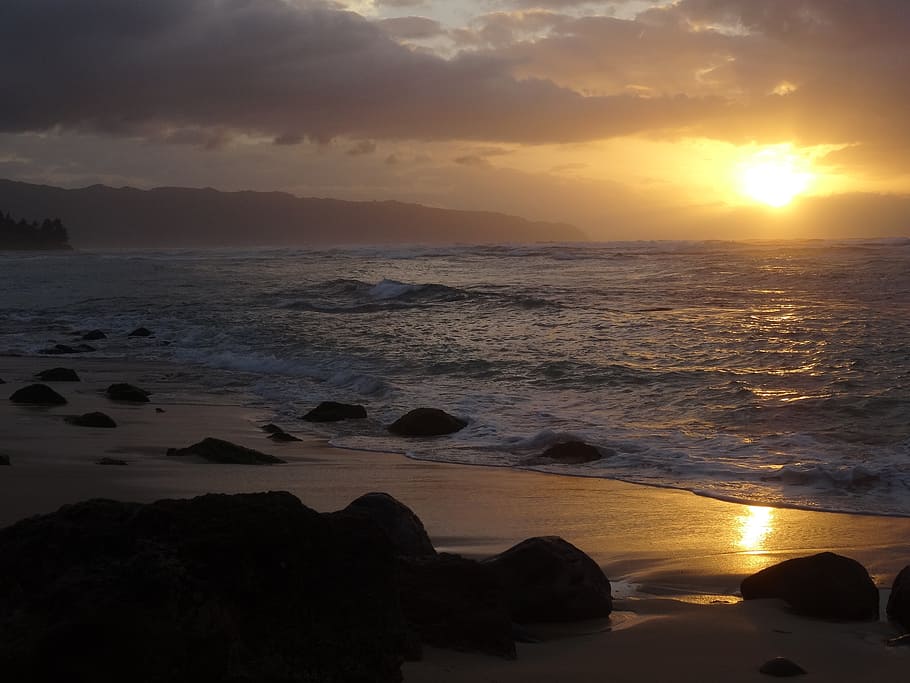 body of water crashing on sand during golden hour, sunset, clouds HD wallpaper