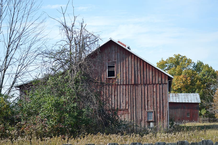old barn, red barn, weathered, barn wood, rustic, farm, aged barn HD wallpaper