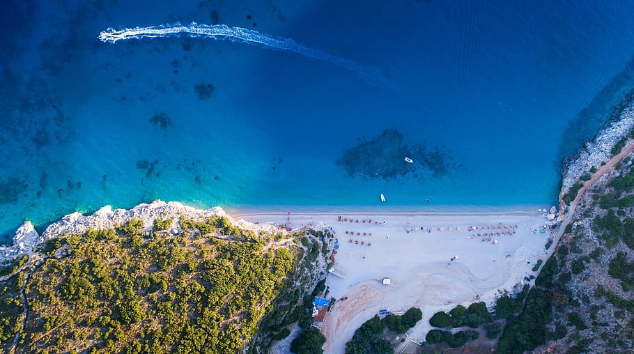 aerial photography of beach near the mountains, sea, nature, blue HD wallpaper