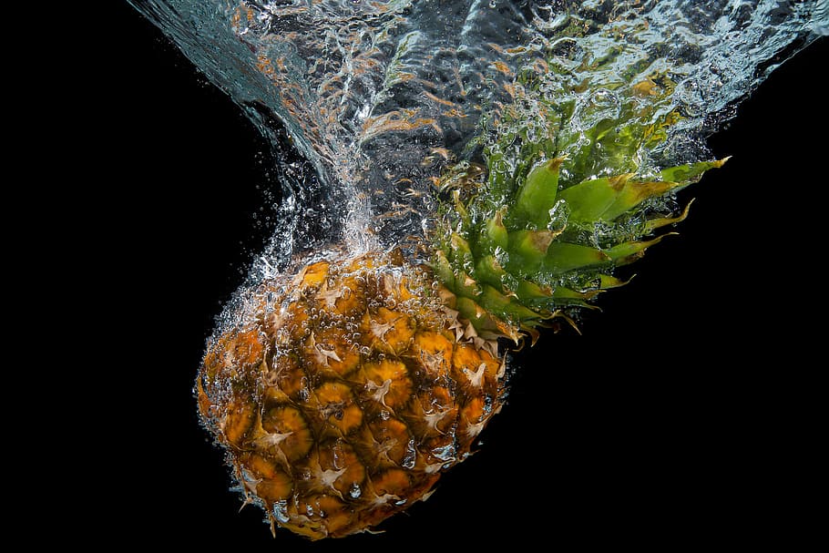 Pineapple under water, annanas, splash, effect, water splashes HD wallpaper