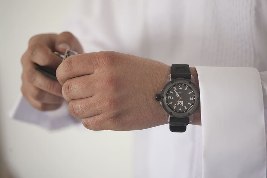 clock, man, time, hour, whatch, human hand, human body part HD wallpaper