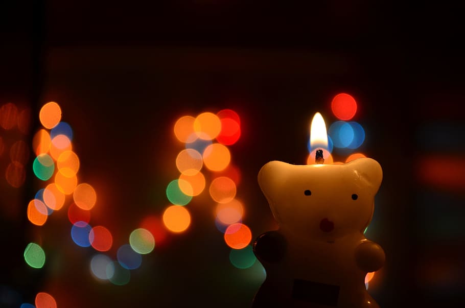 Candle, Lights, Bokeh, Celebration, holiday, candlelight, burning HD wallpaper