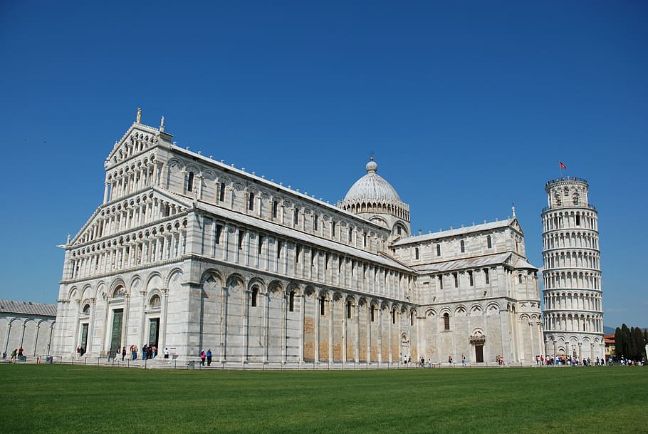 Leaning Tower of Pisa under blue sky, italy, italia, baptistery, HD wallpaper
