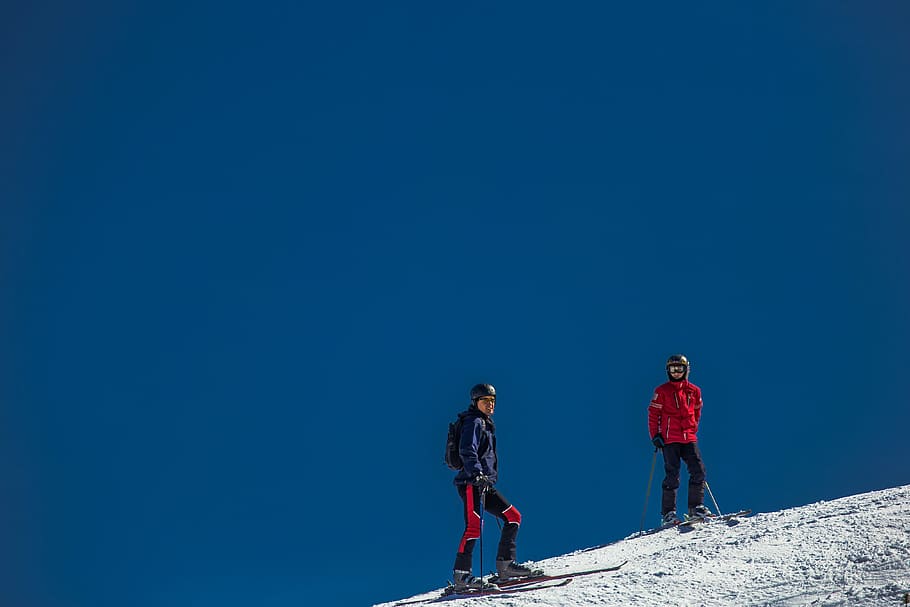 two persons standing on snow-covered slope, Skiers, Ski Area, HD wallpaper