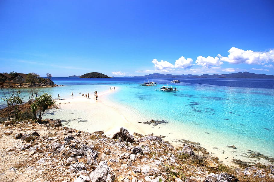 beach shore under blue sky during daytime, sand, seashore, water HD wallpaper