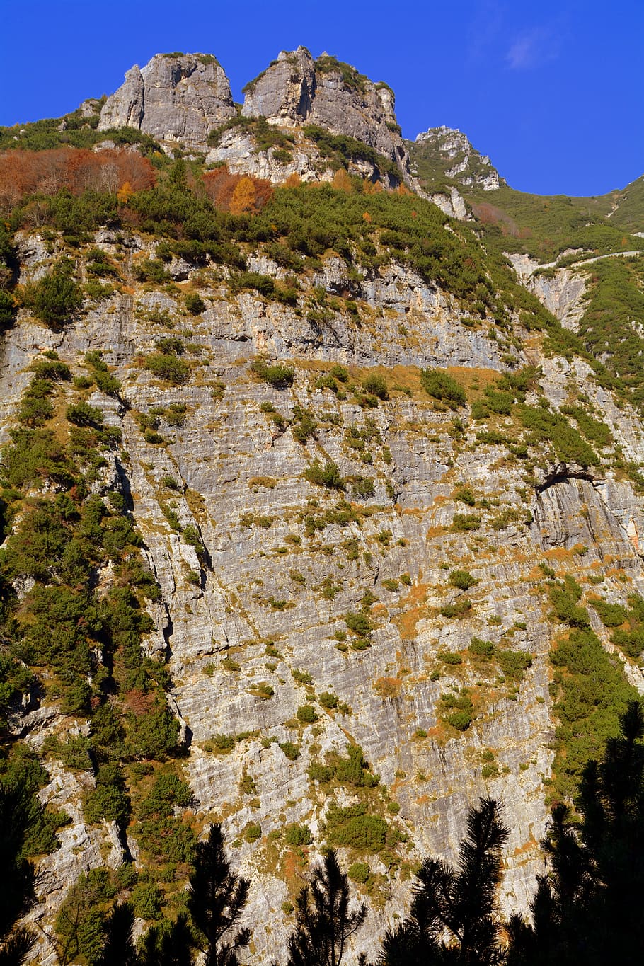 wall, rock, mountain, rocky, ravine, steep, vertical, refuge HD wallpaper