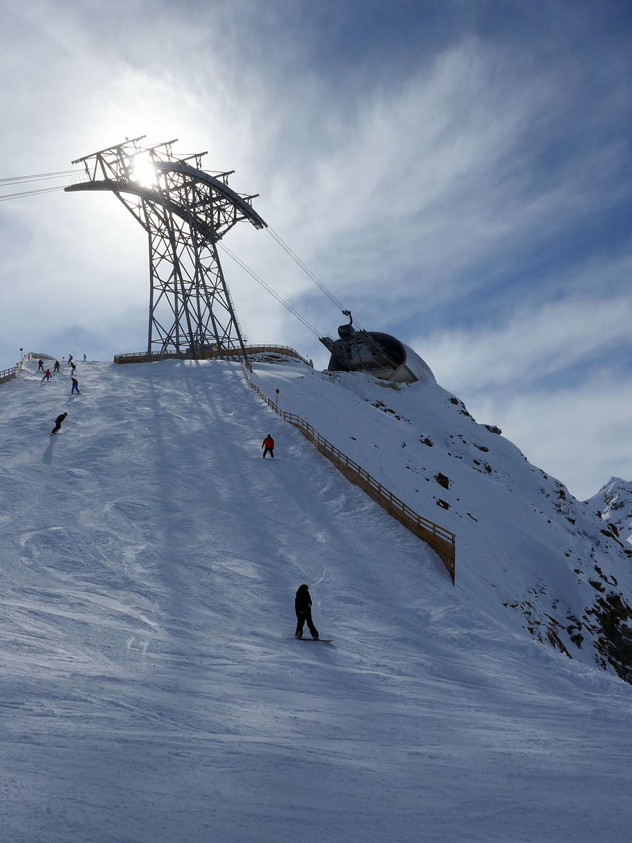 mountain, top, peak, ski, snowboard, people, sport, sun, mist HD wallpaper