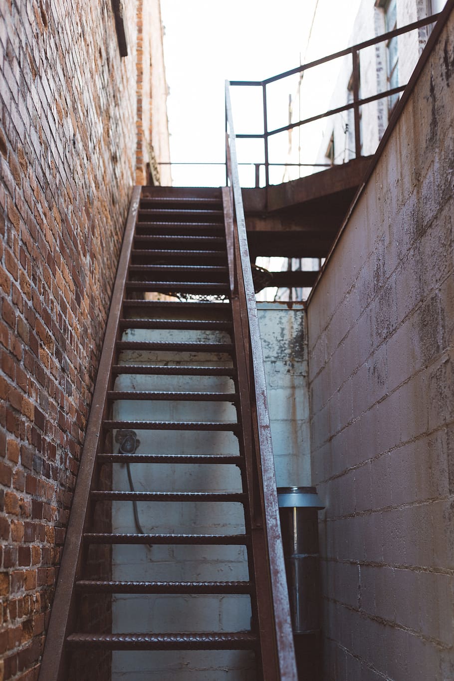 stairs, building, steps, bricks, architecture, brick wall, glass HD wallpaper