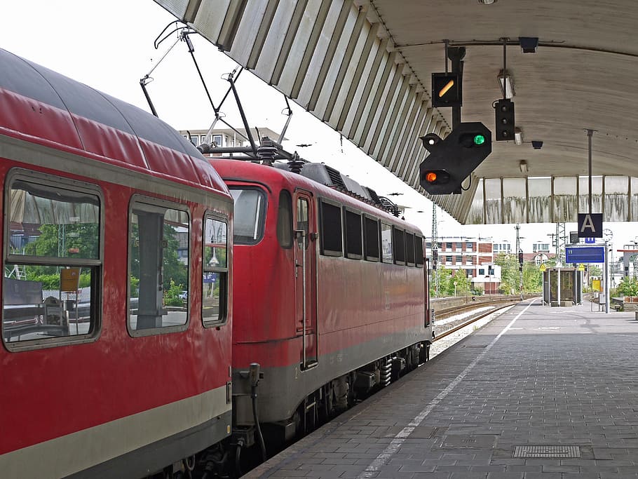 regional train, exit slowly, hbf, central station, münster HD wallpaper