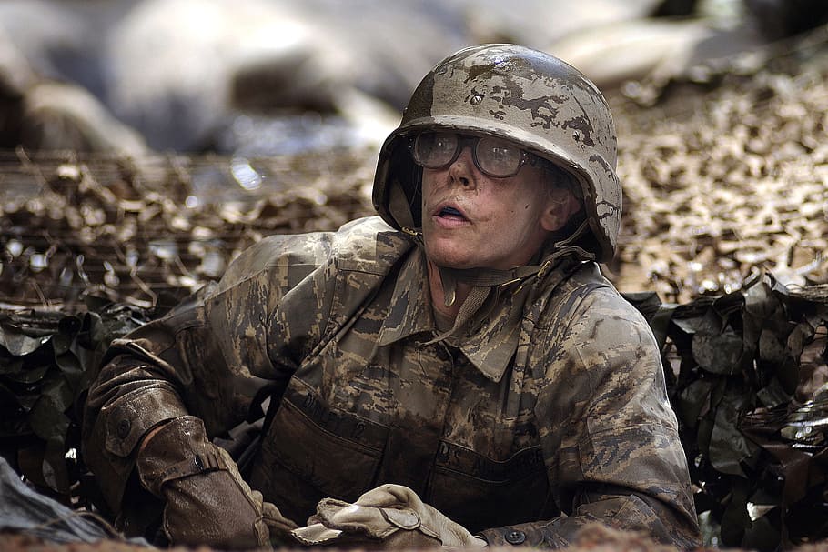 soldier wearing eyeglasses with brown frames, female, woman, water, HD wallpaper