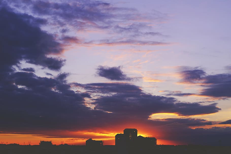 backlit, buildings, dark, dark clouds, dawn, dramatic, dusk HD wallpaper