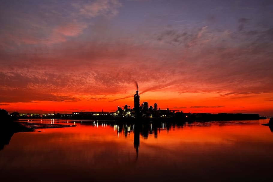 silhouette of city building during nighttime, factory, only HD wallpaper