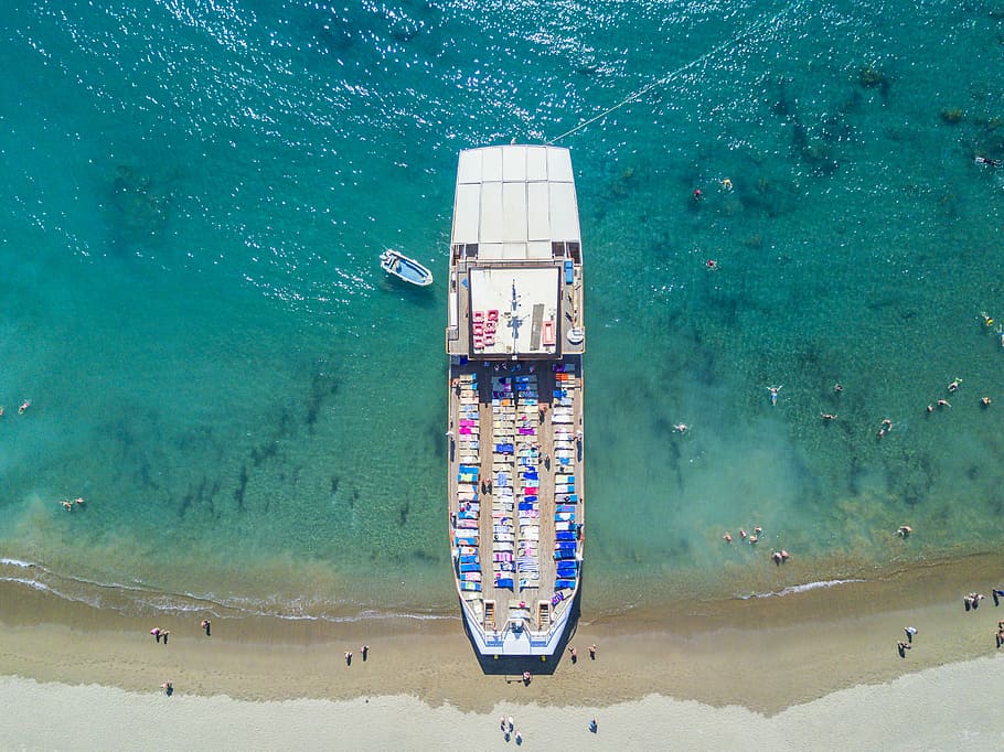 bird's eye view of ship, aerial view of cruiser ship beside seashore HD wallpaper