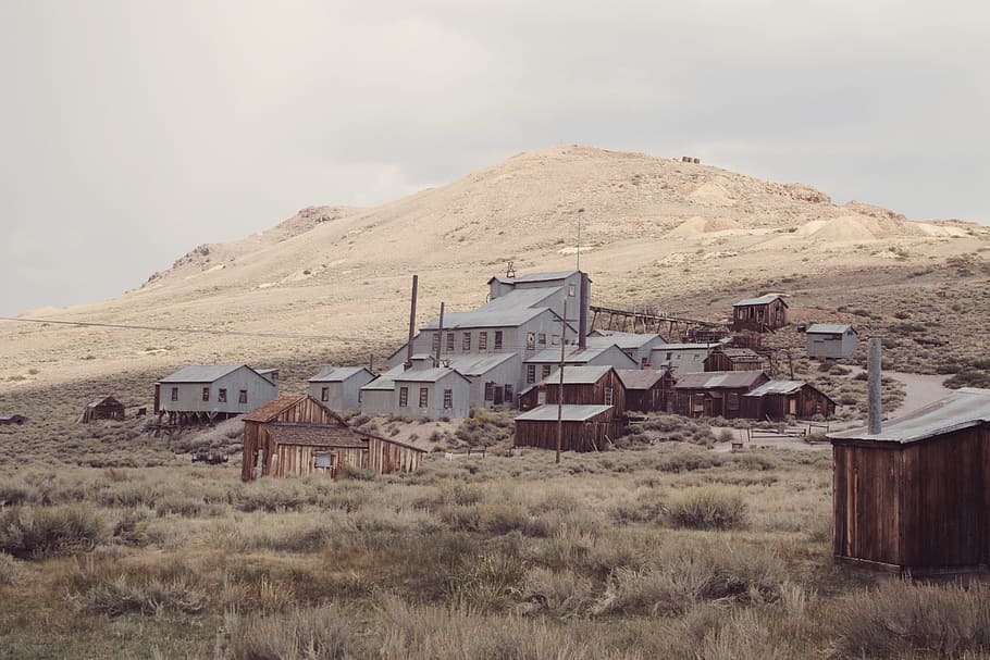 photo of village, wooden houses on mountain, white, abandoned HD wallpaper
