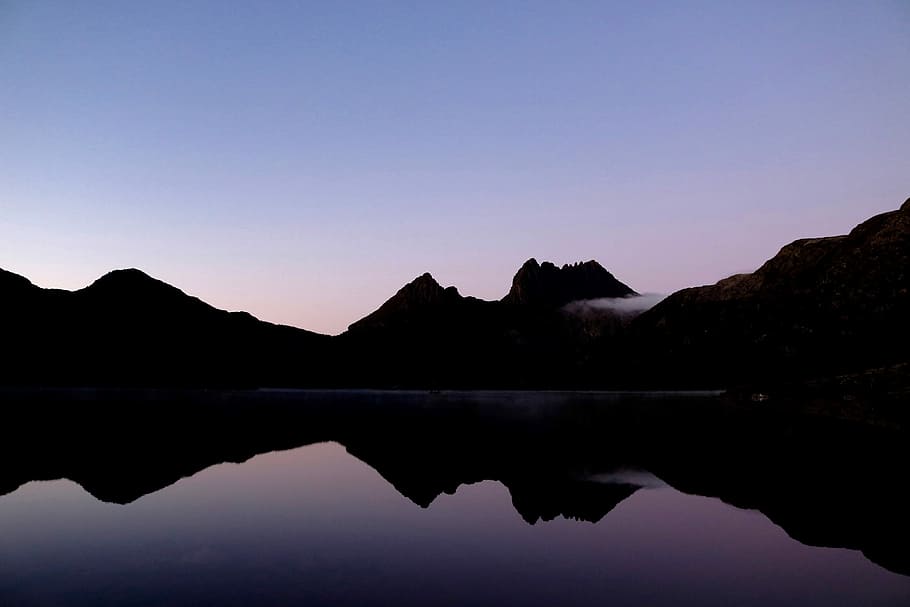 body of water under sky, cloud, lake, mountain, peak, landscape HD wallpaper