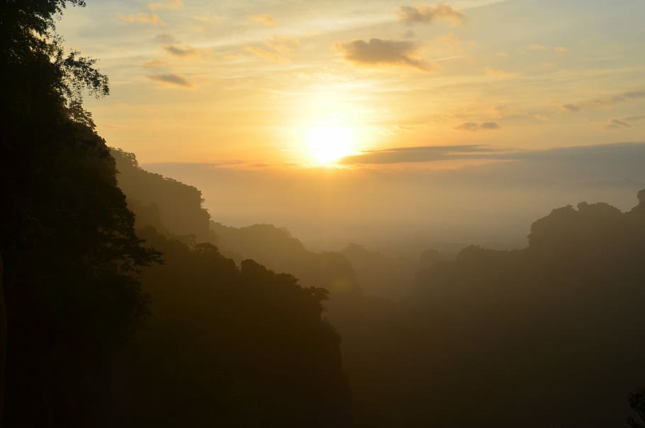 sunset, dawn, fog, sky, beauty in nature, scenics - nature HD wallpaper