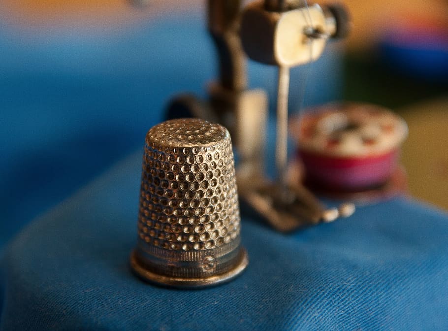 silver-colored thimble, couture, sewing machine, wire, tailor HD wallpaper