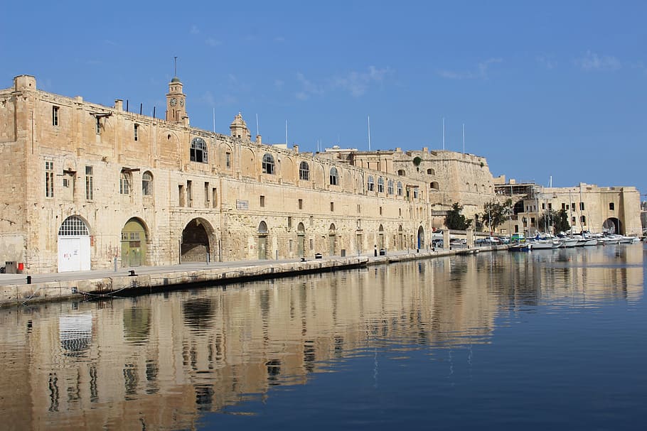 Cospicua, Building, Malta, Mirroring, 3 cities, architecture HD wallpaper