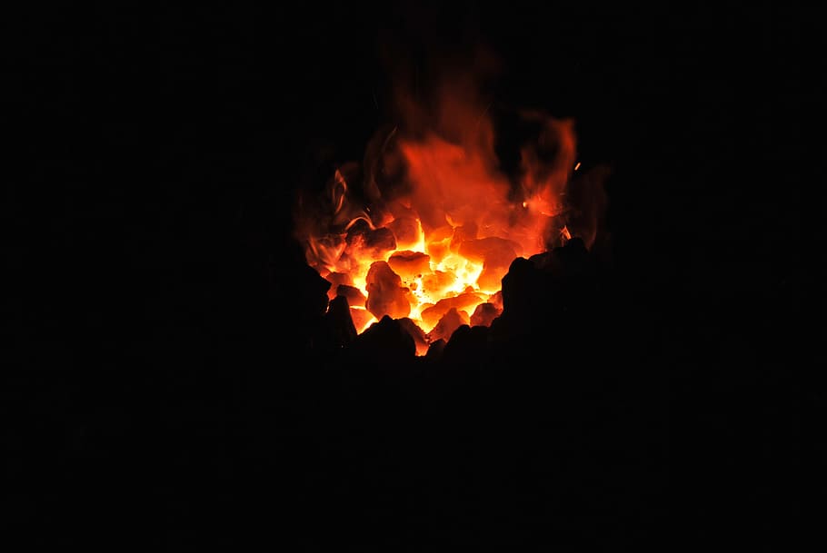 Burning Charcoal, ash, blaze, bonfire, burnt, campfire, camping HD wallpaper