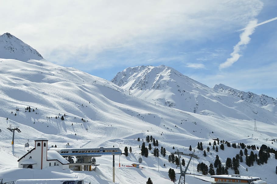snow covered mountain under cloudy sky, winter, cold, sport HD wallpaper