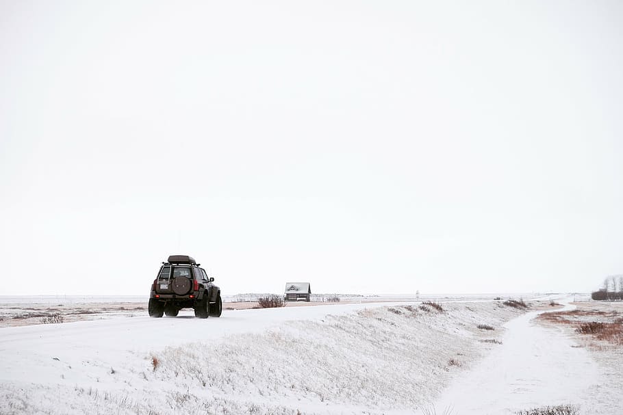 brown SUV on road during daytime, snow, winter, white, cold HD wallpaper