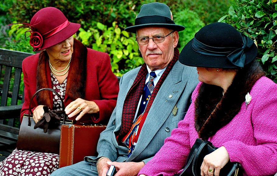 double, earache, man, hat, adult, women, two people, real people HD wallpaper