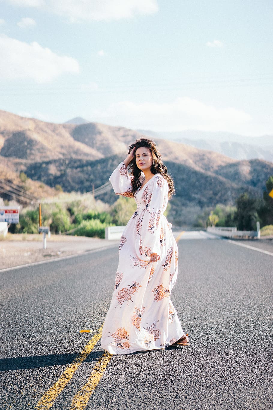 woman standing in the middle of the road, woman in white, beige HD wallpaper