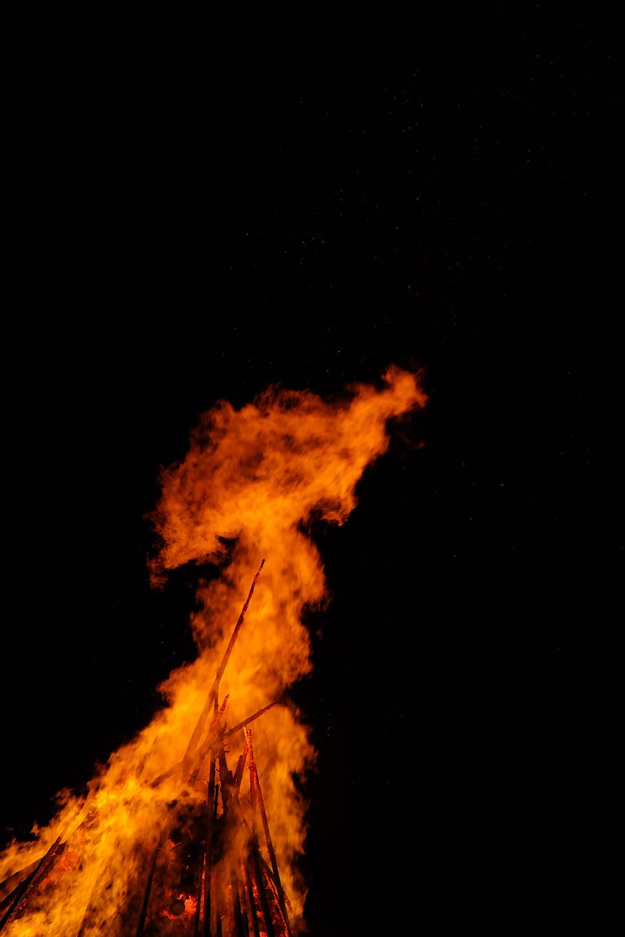 Flame, Blaze, Orange, Campfire, Romantic, energy, heat, fire - Natural Phenomenon HD wallpaper