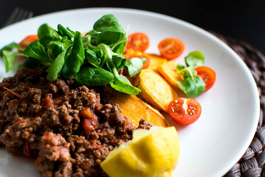 Paleo ground beef with vegetables, colorful, healthy, meat, food