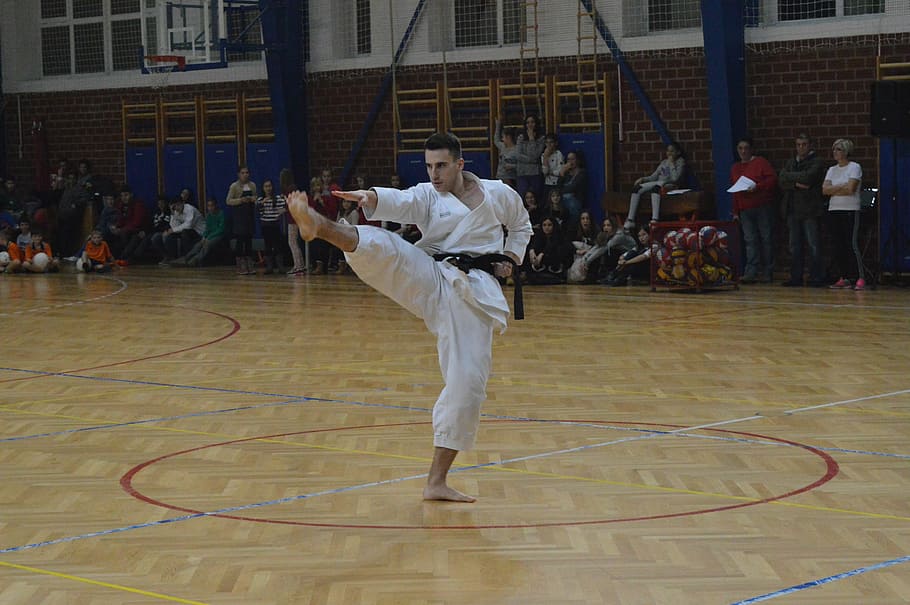 man doing taekwondo, sport, karate, training, boy, person, martial Arts, HD wallpaper