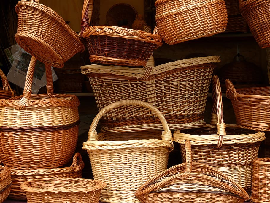 brown wicker basket lot, Baskets, Weave, Willow, braided material