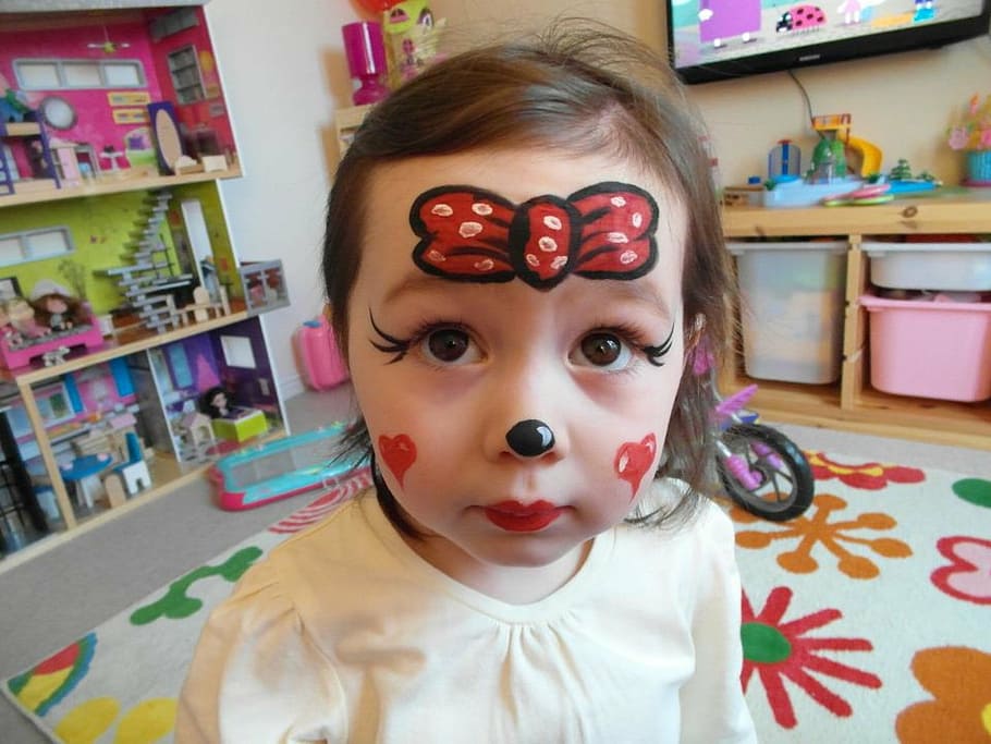 child, makeup, face, fun, colorful, daughter, funny, party HD wallpaper