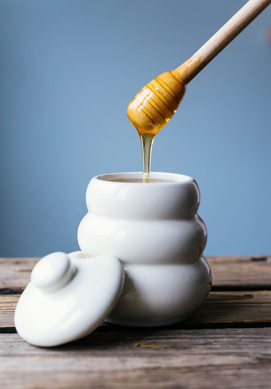 white honey jar, table, pot, wood, wood - material, food and drink HD wallpaper