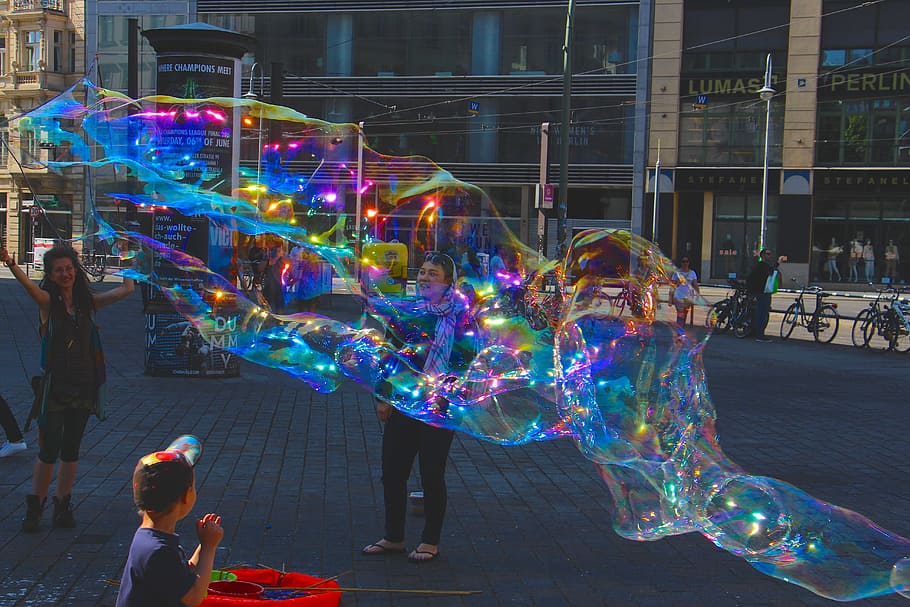 soap bubbles, berlin, giant bubble, real people, bubble wand HD wallpaper