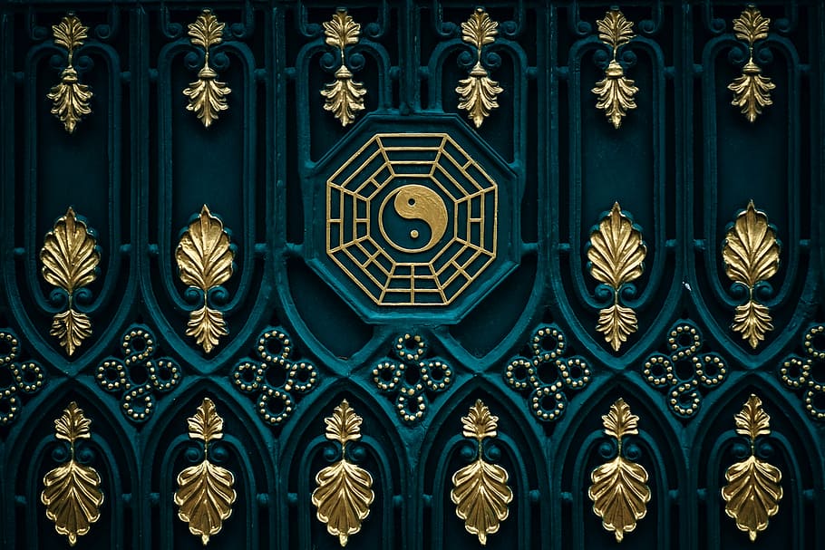 photo of Yin Yang decor, green and gold Yin and Yang logo, pattern HD wallpaper