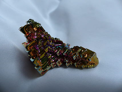 Glazed, Mineral, Iridescent, glazed includes, bismuth, bismuth crystal HD wallpaper