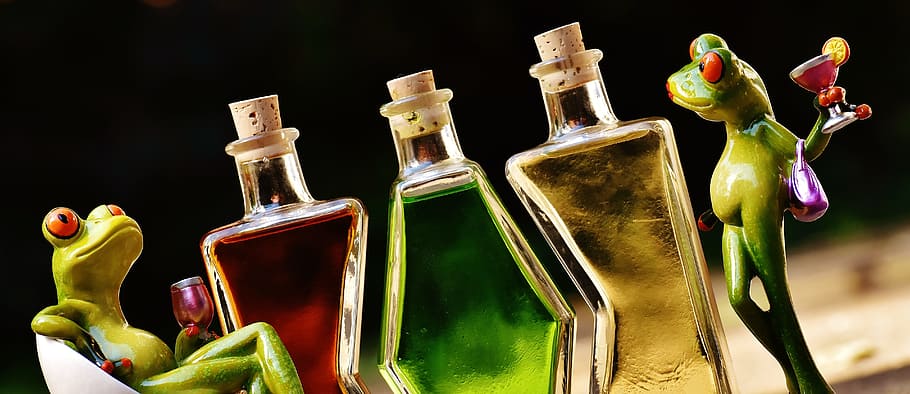 three glass bottles beside frog figurine, frogs, beverages HD wallpaper