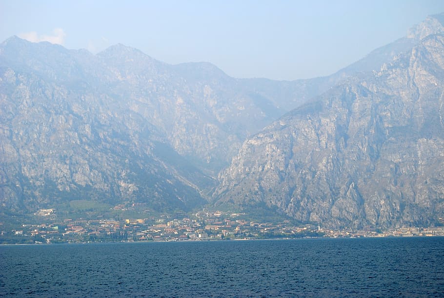 water, lake, garda, view, mood, sky, blue, horizon, coast, italy HD wallpaper