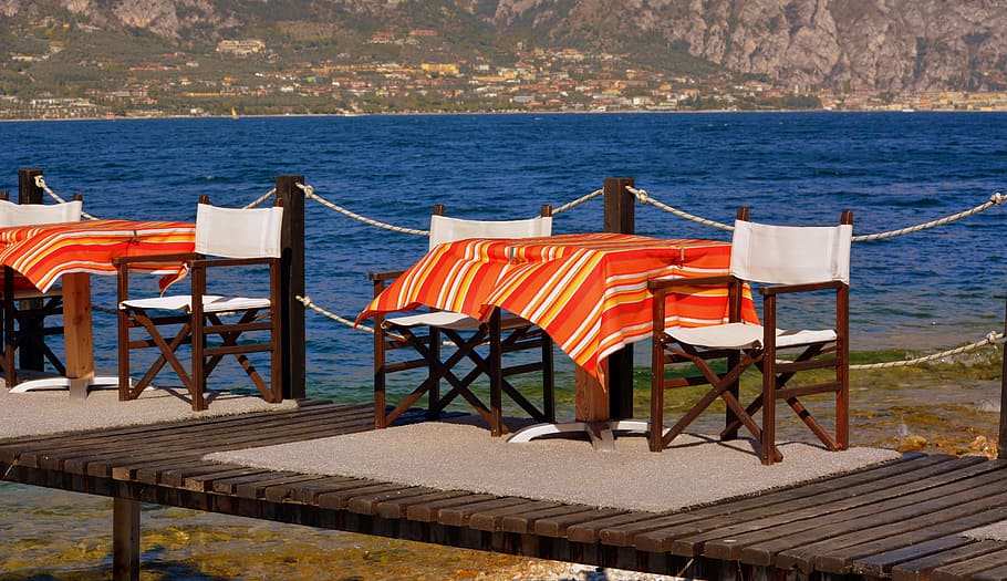 coffee table, lake, jetty, bar, cloth, ly, chairs, water, seat HD wallpaper