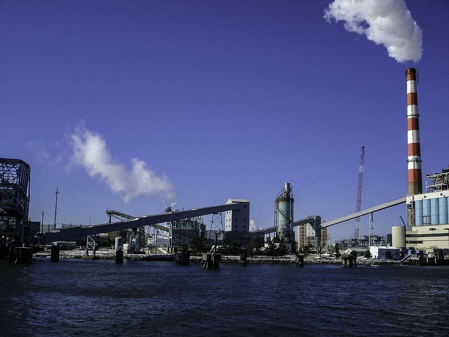 Coal-fired power plant in the Harbor at Bridgeport, Connecticut, HD wallpaper