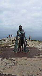 cornwall, king arthur statue, tintagel, sea, sky, water, cloud - sky HD wallpaper