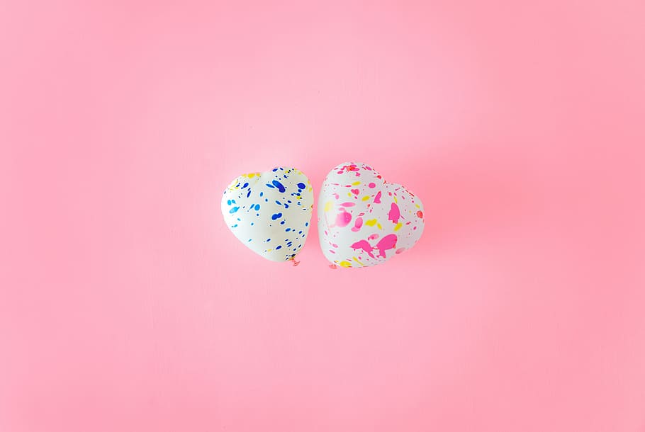 two heart-shaped white balloons, two heart-shaped white-and-blue and white-and-pink balloons beside each other HD wallpaper