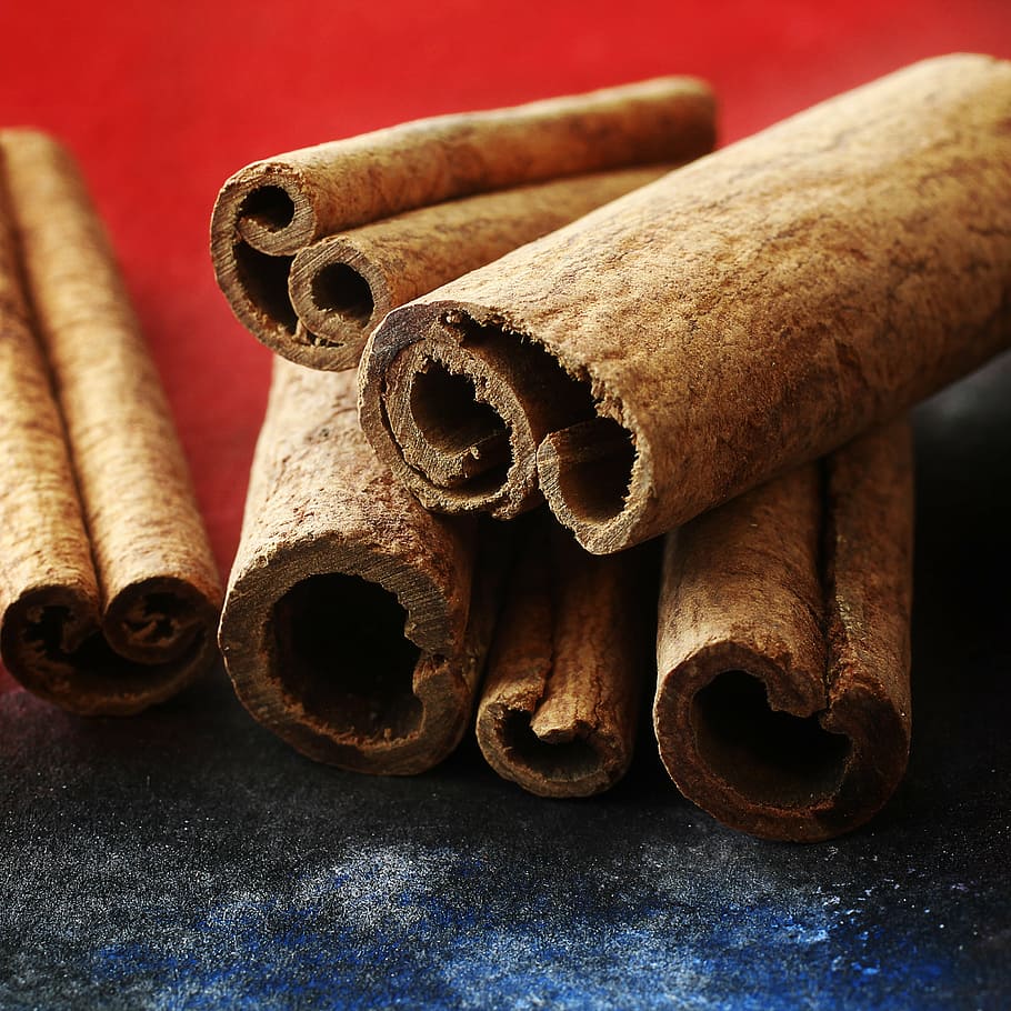 cinnamon, spice, mat, kitchen, eat, stick - Plant Part, brown HD wallpaper